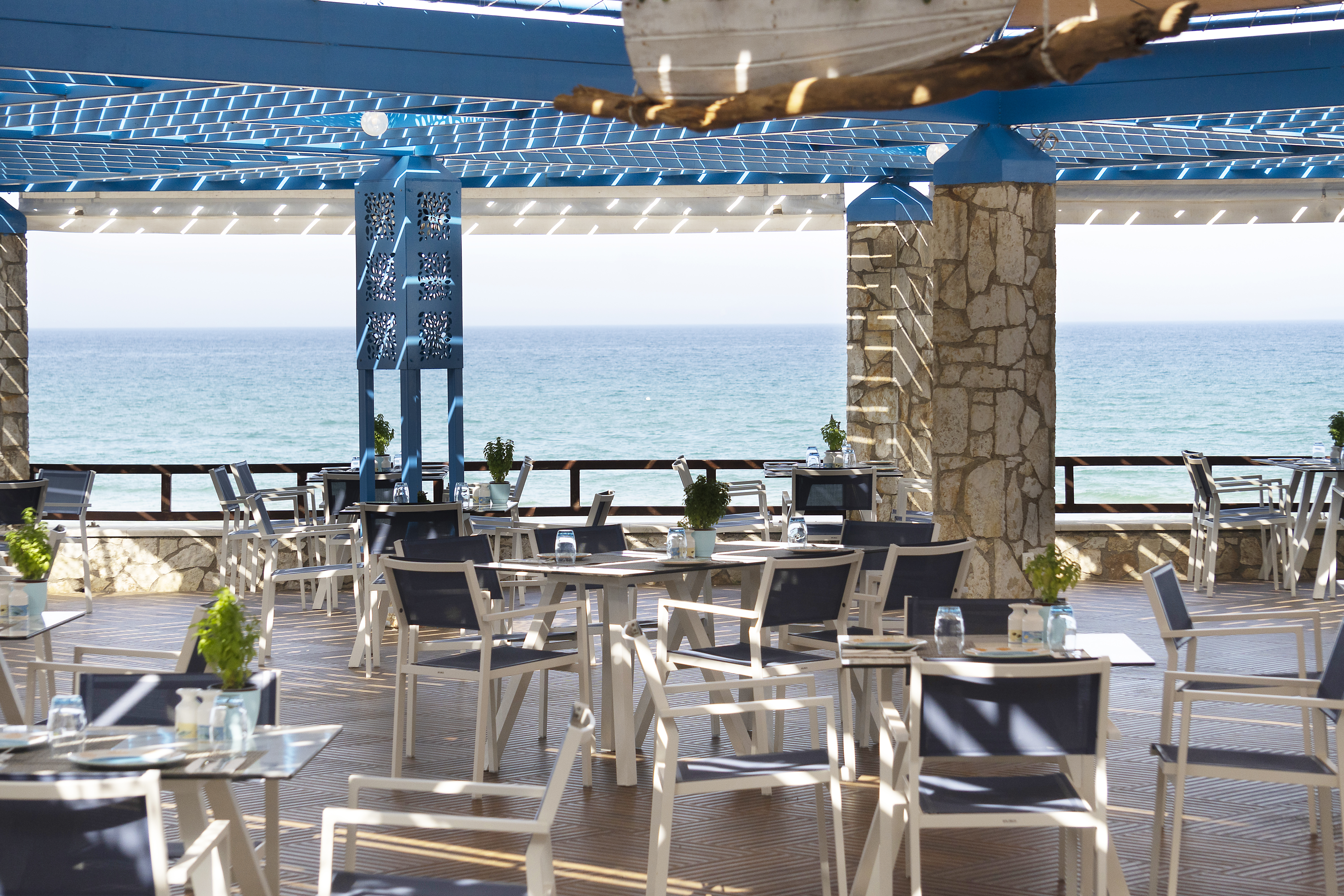 THALASSA RESTAURANT 2