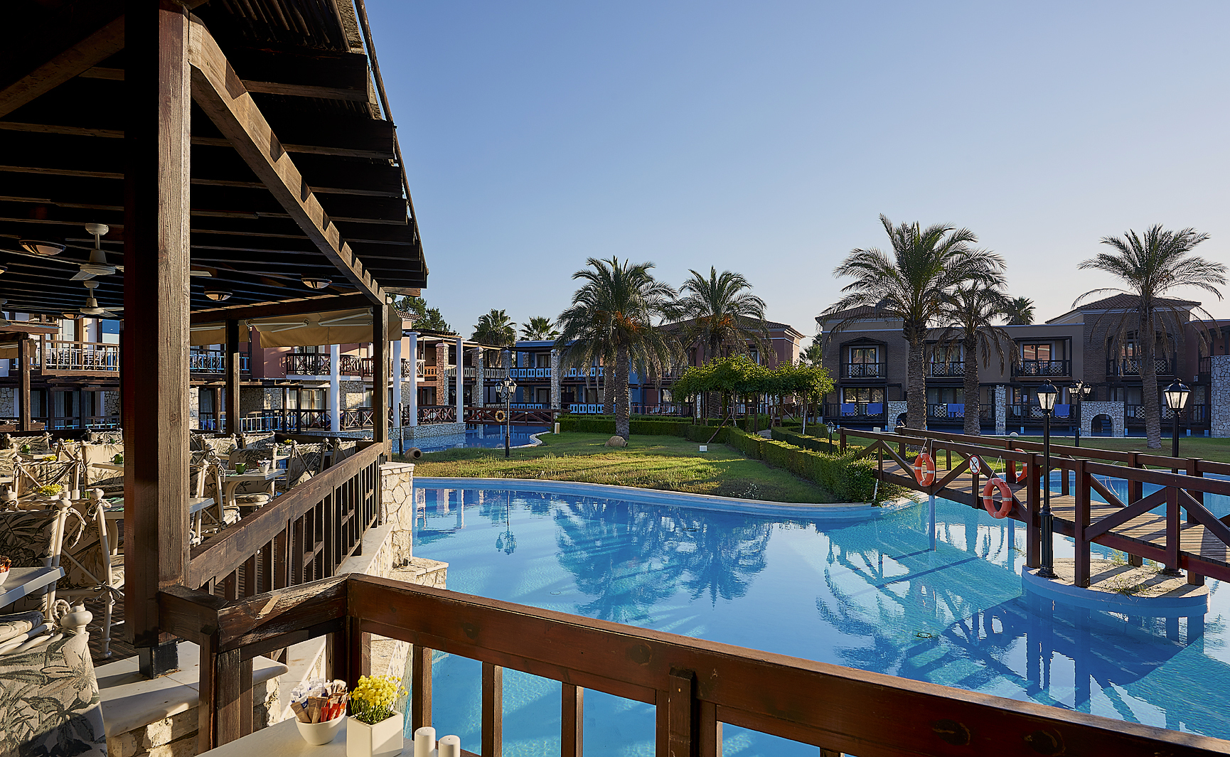 RO SER5967 La Pergola