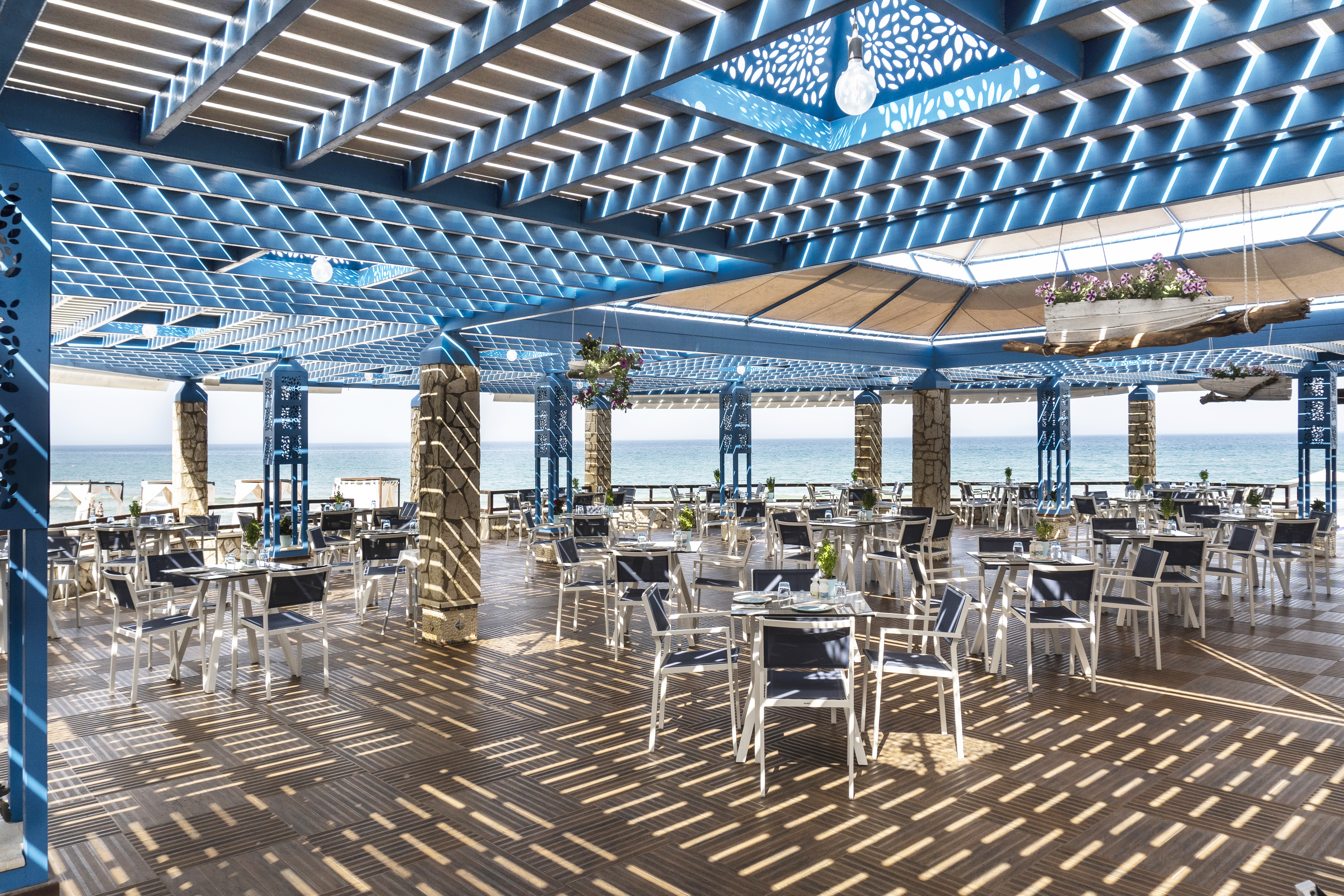 THALASSA RESTAURANT 3